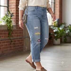 NYDJ Distressed Marilyn Straight Cropped Jeans Size 42" Waist Monet Embroidery